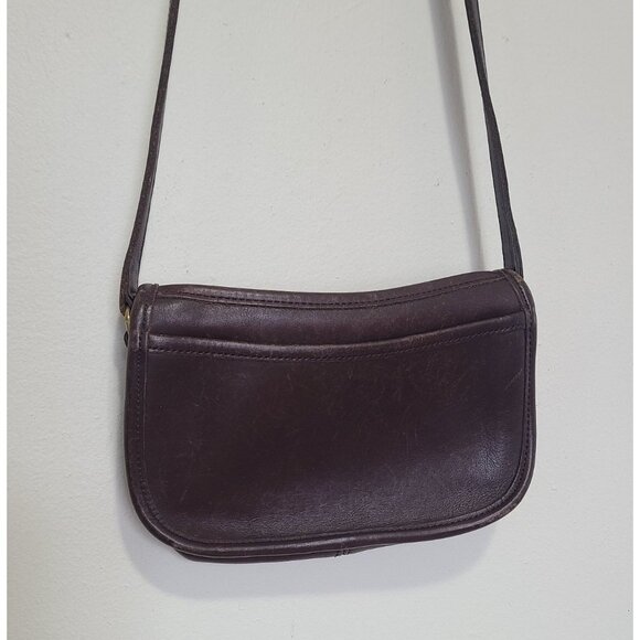 Vintage Coach 9031 Brown Leather Zippered Wendie Swinger Small Crossbody - Picture 1 of 10